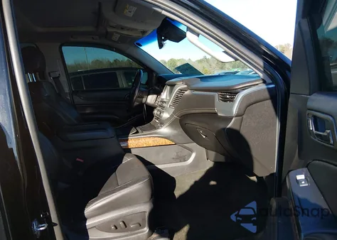 2016 Chevrolet Tahoe Ltz z USA, uszkodzony, nr VIN 1GNSKCKC9GR107167